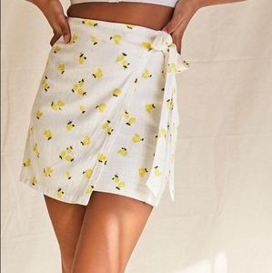Lemon print skirt